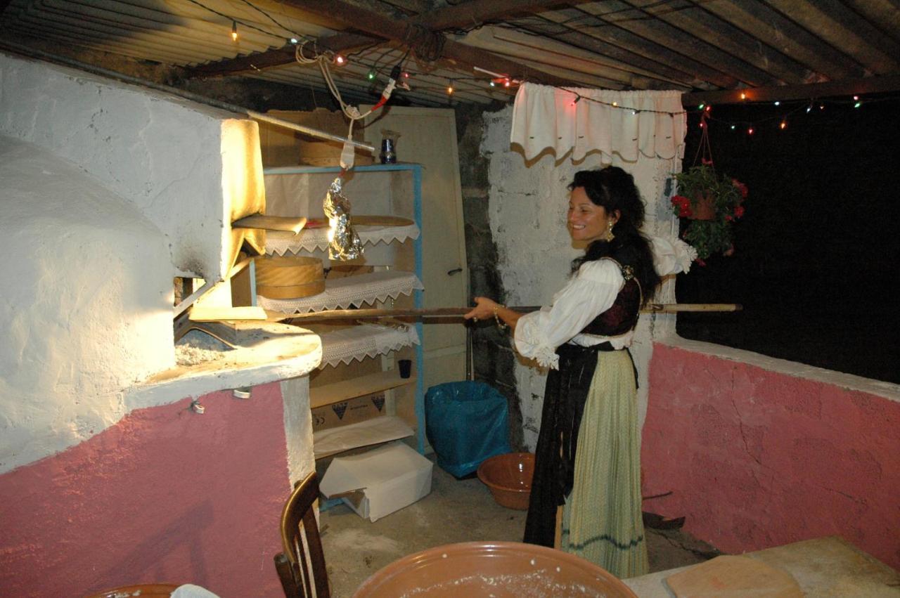Loceri B&B Rita And Family المظهر الخارجي الصورة